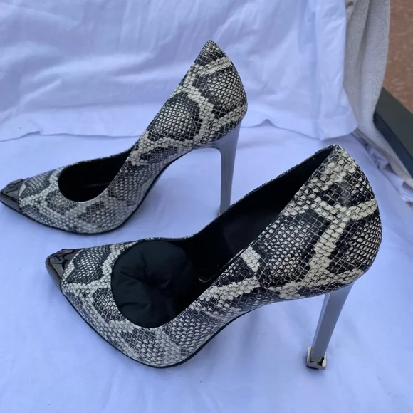 Marcell von Berlin Designer Snakeskin High Heels - Picture 1 of 6